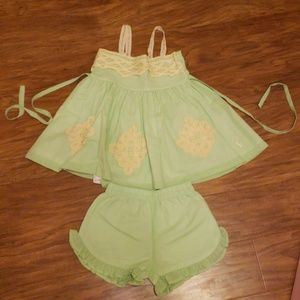 WDW mint tunic set
